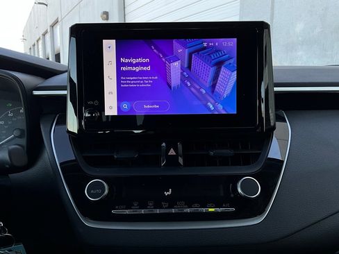 Used 2025 Toyota Corolla LE image 24