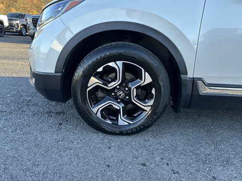 Used 2018 Honda CR-V Touring image 11