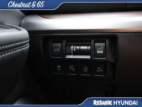 Used 2019 Subaru Outback 2.5i Limited AWD/4WD image 33