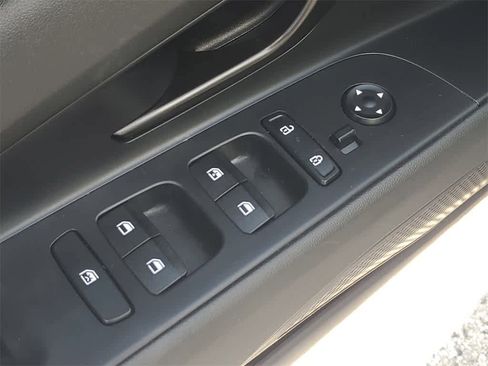 Used 2025 Hyundai Elantra N Line image 17