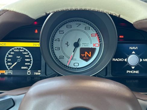 Used 2014 Ferrari 458 Italia Coupe RWD image 30