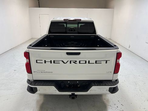 Used 2021 Chevrolet Silverado 1500 LTZ AWD/4WD image 4