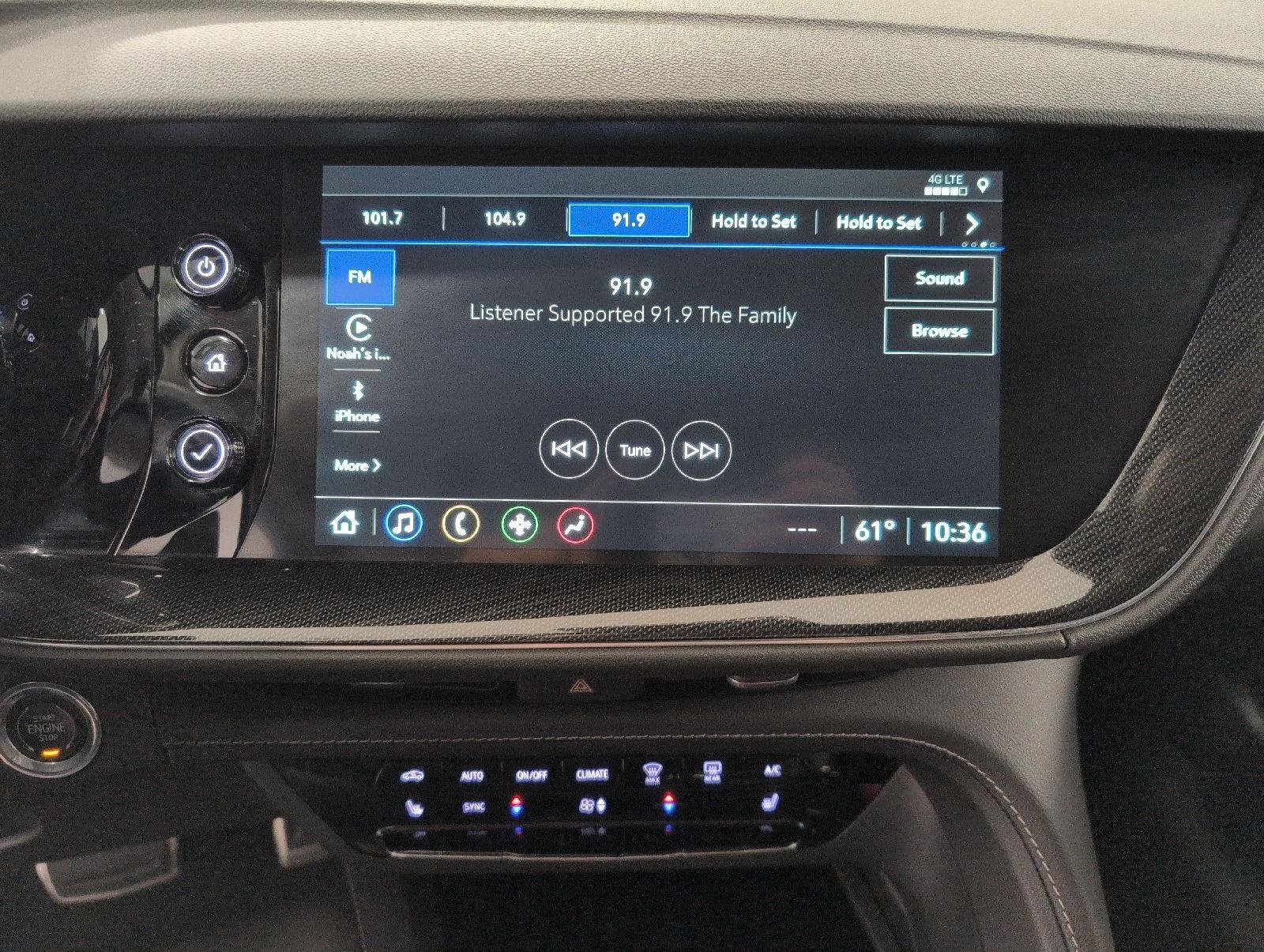 Used 2023 Buick Envision Essence w/ Sport Touring Package AWD/4WD image 3