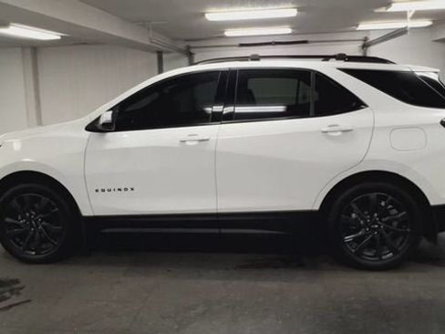 Certified 2022 Chevrolet Equinox RS w/ RS Leather Package AWD/4WD image 6