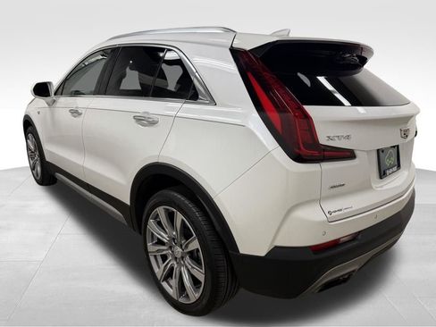 Certified 2019 Cadillac XT4 Premium Luxury w/ Technology Package AWD/4WD image 4