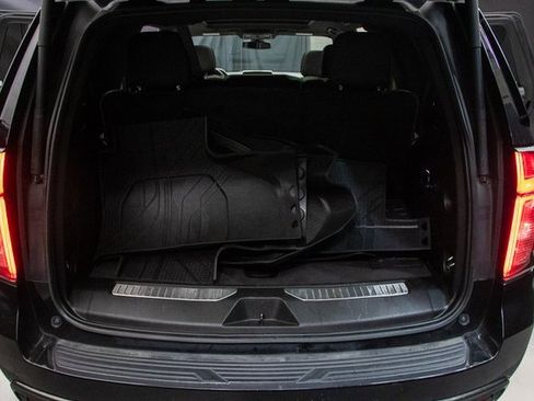 Used 2021 Chevrolet Tahoe Z71 image 17