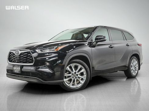 Used 2020 Toyota Highlander Limited AWD/4WD image 1