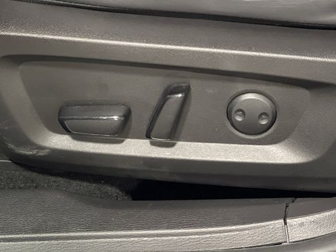 Used 2024 Mitsubishi Outlander SE image 10