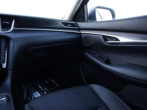 Certified 2022 INFINITI QX50 Luxe image 8