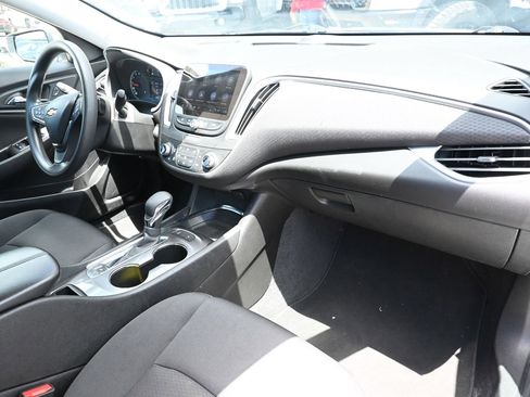 Used 2024 Chevrolet Malibu LT FWD image 28