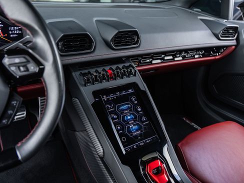 Used 2020 Lamborghini Huracan EVO AWD/4WD image 34