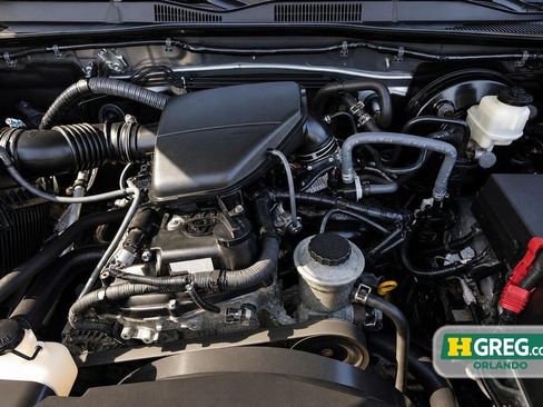 Used 2018 Toyota Tacoma SR RWD image 16