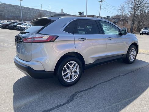 Used 2024 Ford Edge SEL AWD/4WD image 8