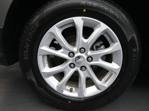 Used 2018 Chevrolet Equinox LT FWD image 10