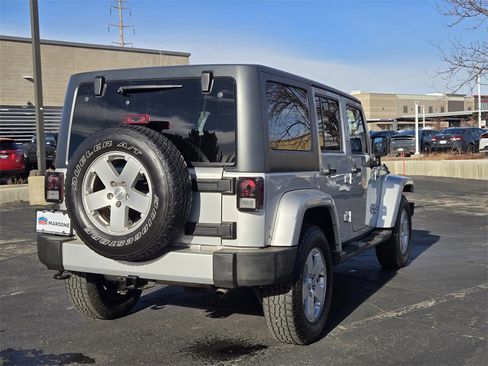 Used 2012 Jeep Wrangler Unlimited Sahara w/ Connectivity Group image 3