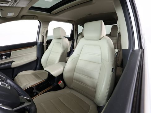 Used 2022 Honda CR-V Touring image 11