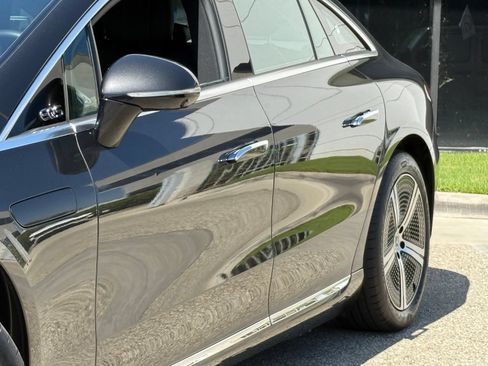 Used 2023 Mercedes-Benz EQS 450+ Sedan image 4
