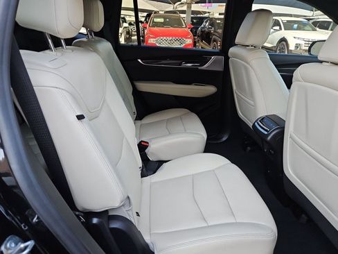 Used 2020 Cadillac XT6 Sport AWD/4WD image 18