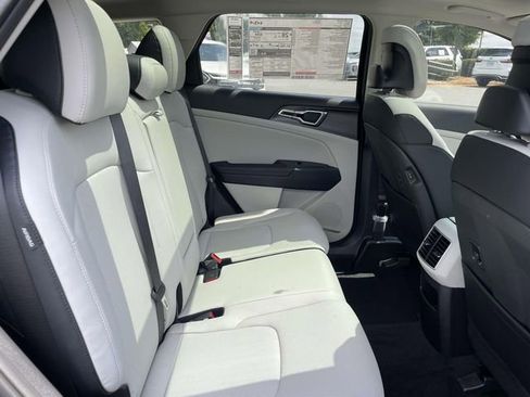 New 2026 Kia Sportage EX w/ EX Panorama Roof Package image 16
