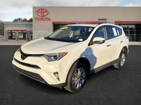Used 2018 Toyota RAV4 Limited image 1