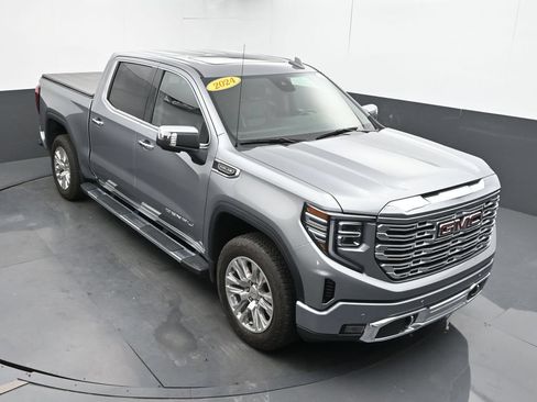 Used 2024 GMC Sierra 1500 Denali AWD/4WD image 16