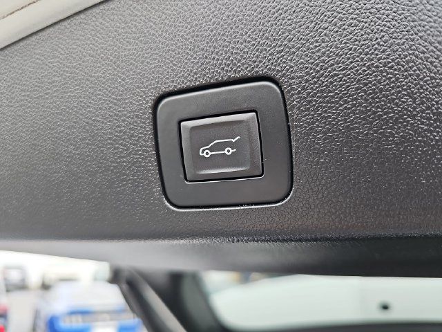 Used 2023 Buick Encore GX Essence w/ Experience Buick Package FWD image 13