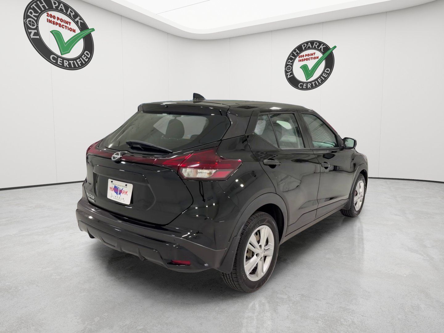 Used 2024 Nissan Kicks S FWD image 5
