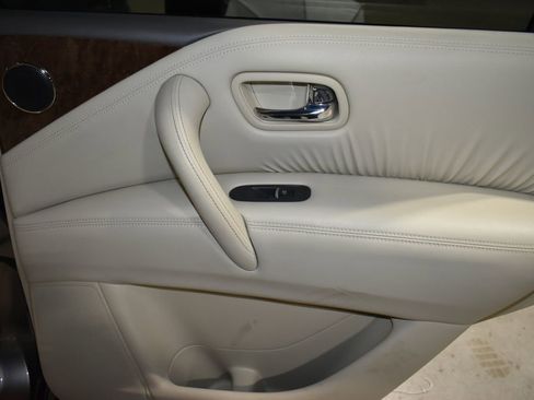 Used 2016 INFINITI QX80 Luxe w/ 22" Wheel Package image 53