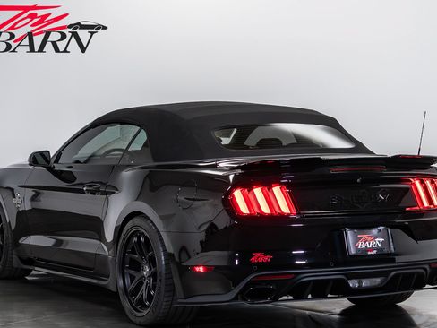 Used 2017 Ford Mustang GT Premium w/ Equipment Group 401A RWD image 3
