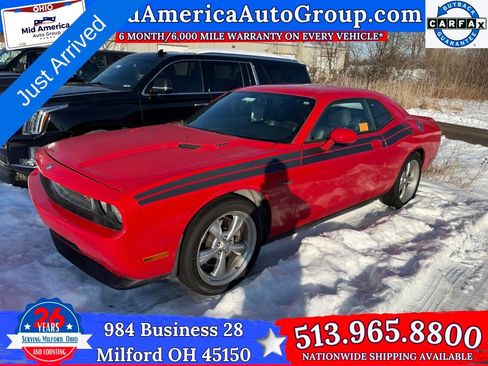 Used 2010 Dodge Challenger R/T RWD image 1