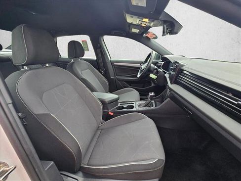 Used 2025 Volkswagen Jetta Sport FWD image 20