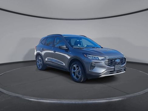 Certified 2025 Ford Escape ST-Line image 2