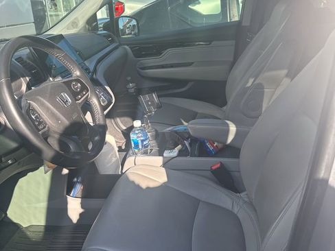 Used 2022 Honda Odyssey Touring image 10