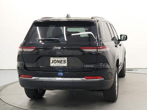 Used 2024 Jeep Grand Cherokee Limited image 6