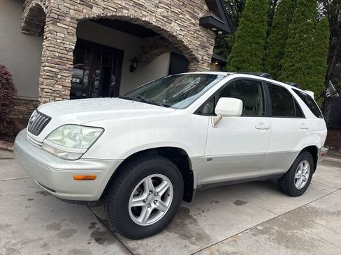 Used 2003 Lexus RX 300 4WD image 2