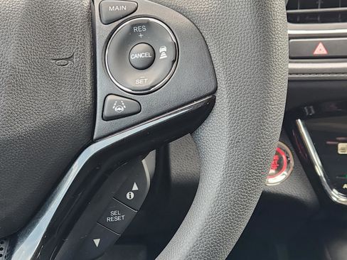 Used 2022 Honda HR-V EX image 29