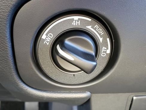 New 2026 Nissan Frontier SV w/ Tow Package image 20