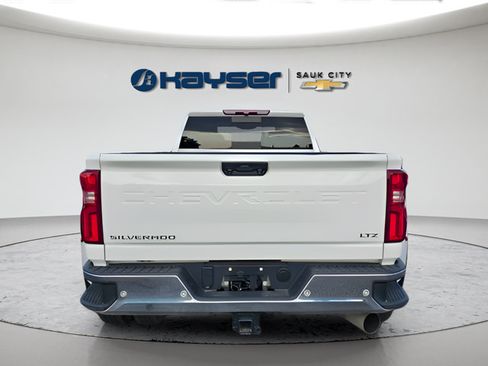 Certified 2025 Chevrolet Silverado 3500 LTZ w/ LTZ Convenience Package AWD/4WD image 4