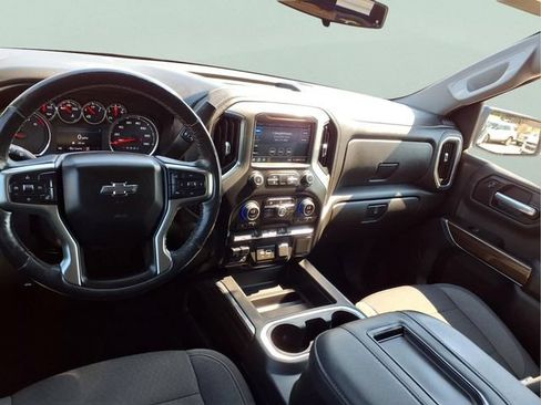 Used 2021 Chevrolet Silverado 1500 LT Trail Boss AWD/4WD image 5