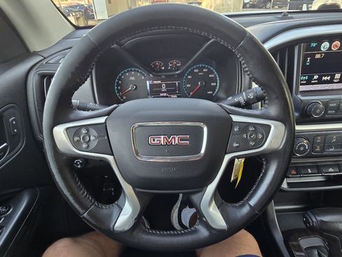 Used 2018 GMC Canyon SLE image 21