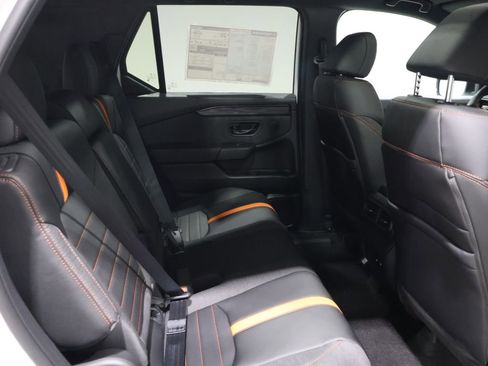 New 2026 Honda Pilot TrailSport image 13