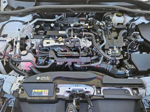 Used 2023 Toyota Corolla Cross image 31