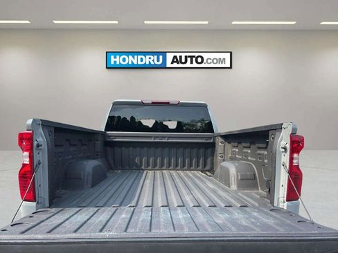Used 2024 Chevrolet Silverado 1500 Custom AWD/4WD image 9