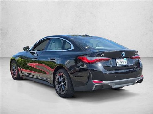 Used 2022 BMW i4 eDrive40 RWD image 7