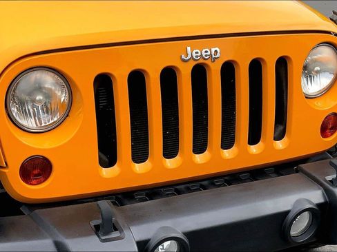 Used 2012 Jeep Wrangler Sport AWD/4WD image 31