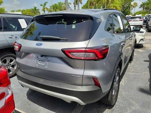 Used 2024 Ford Escape ST-Line AWD/4WD image 3
