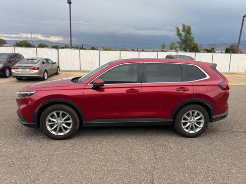 Used 2025 Honda CR-V EX image 2