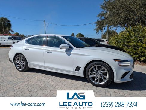 Used 2022 Genesis G70 2.0T image 1