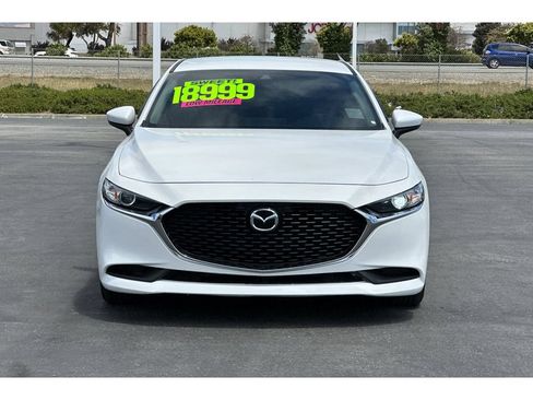 Used 2023 MAZDA MAZDA3 s FWD image 9