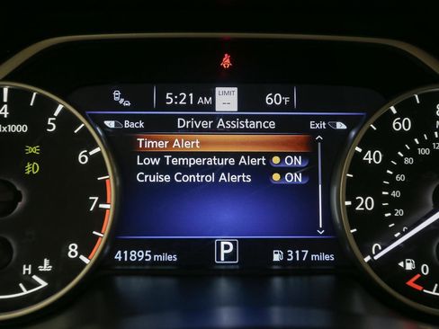 Used 2024 Nissan Murano SL image 40